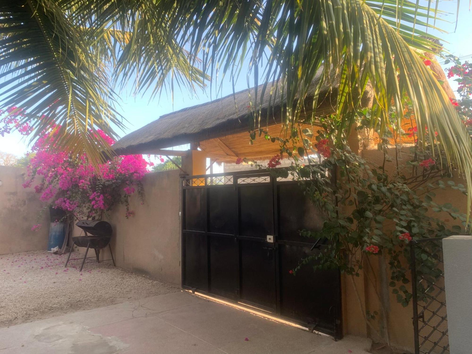 Auberge Keur Ely Ouoran Εξωτερικό φωτογραφία